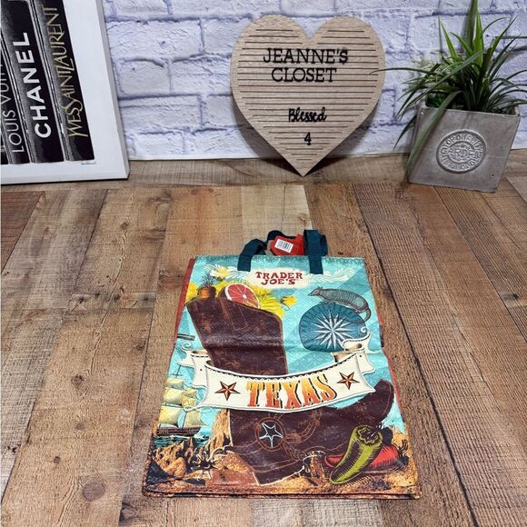 Trader Joes Bag Reusable Tote Texas - Picture 2 of 7